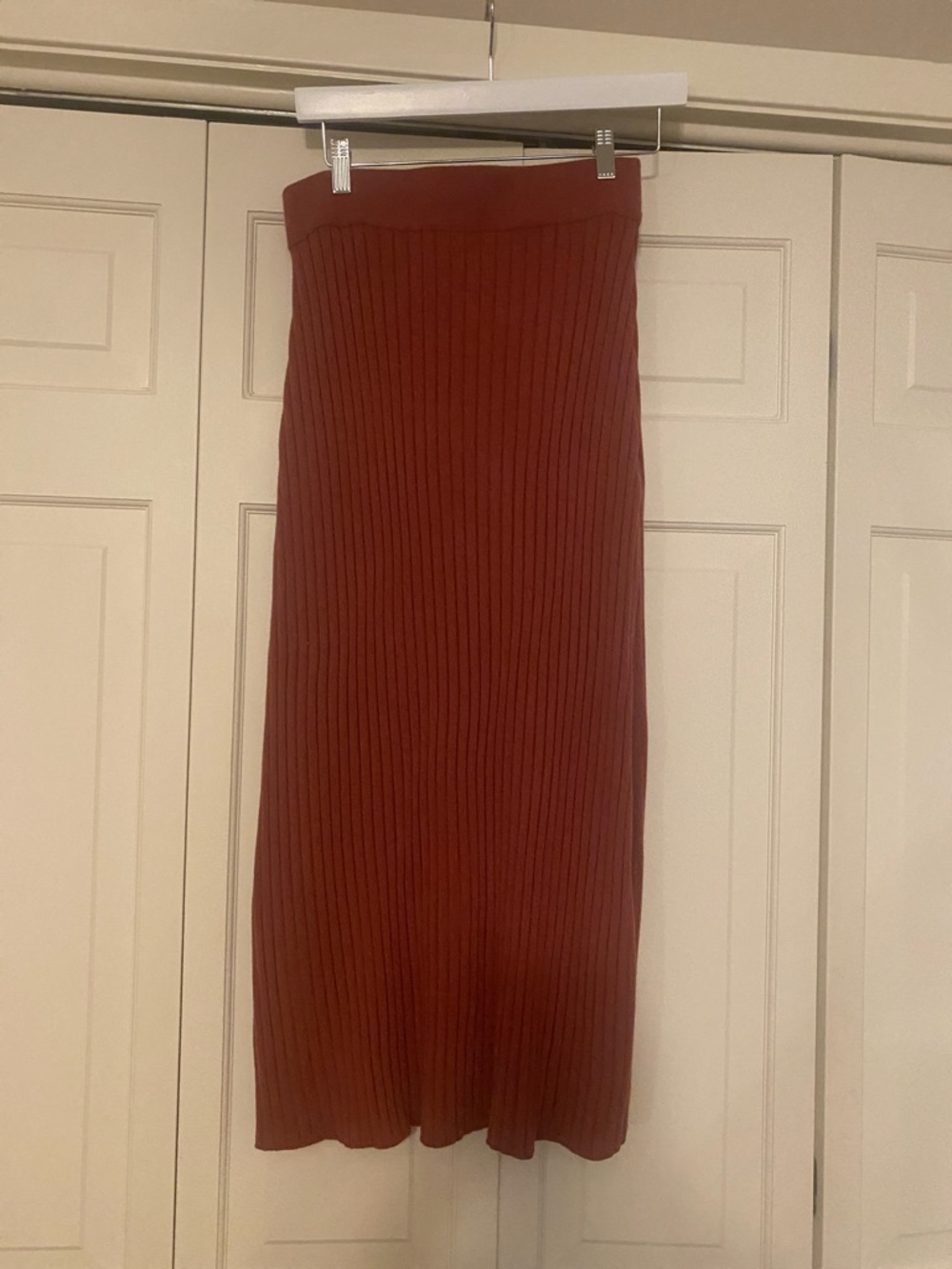 Sezane ribbed knit mid skirt in Dusty Rose- 100% Merino wool